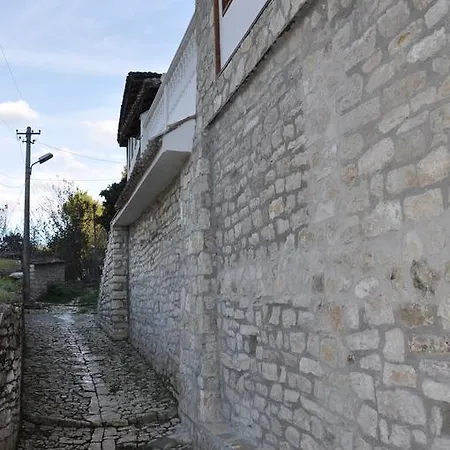 Elena Guest house Berat
